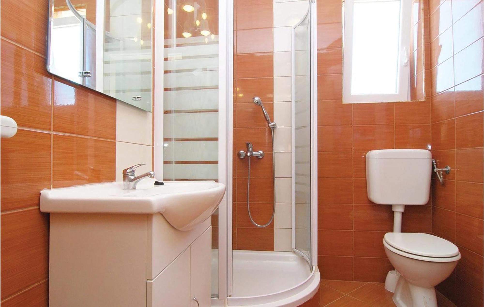 2 Bedroom Nice Apartment In Vir Ngoại thất bức ảnh